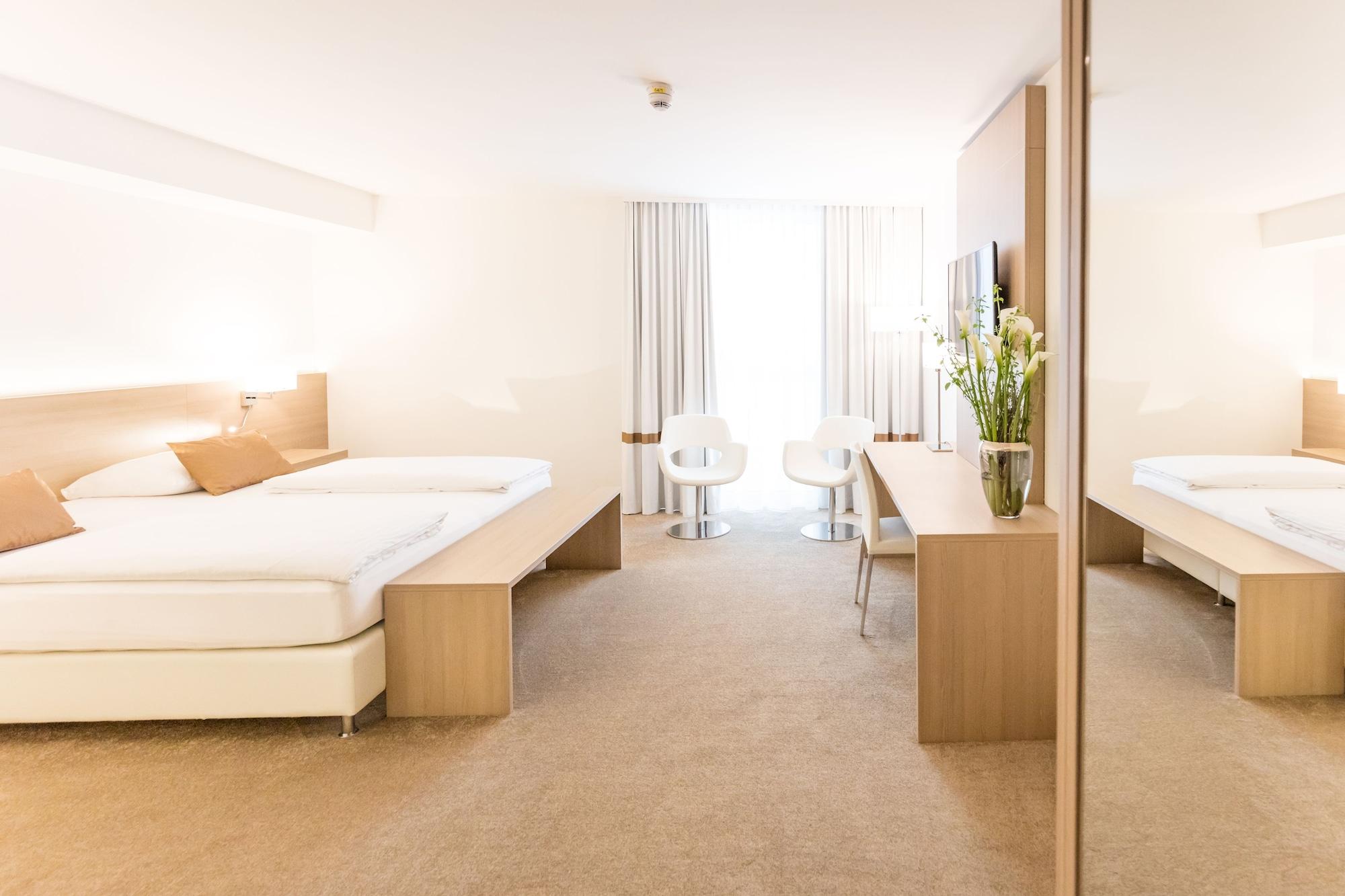 Relexa Hotel Muenchen Ngoại thất bức ảnh